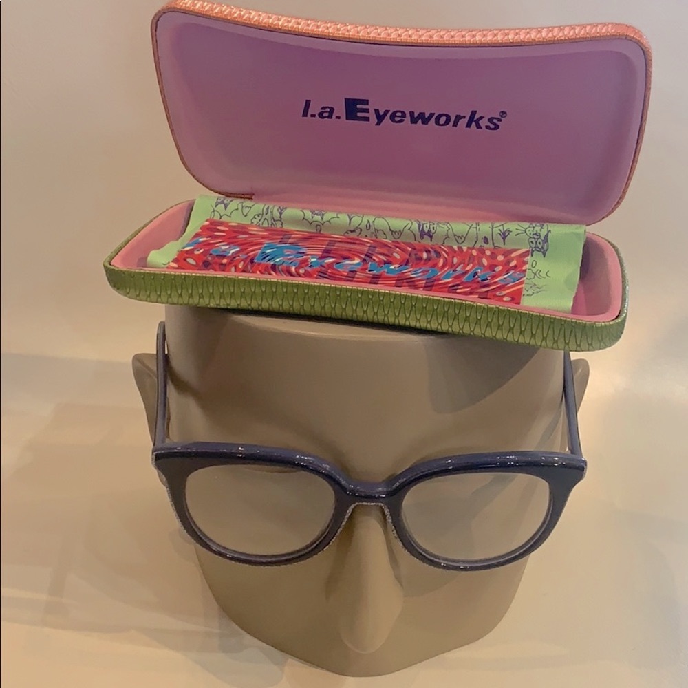 New Women’s Eyeglasses - Picture 2 of 8